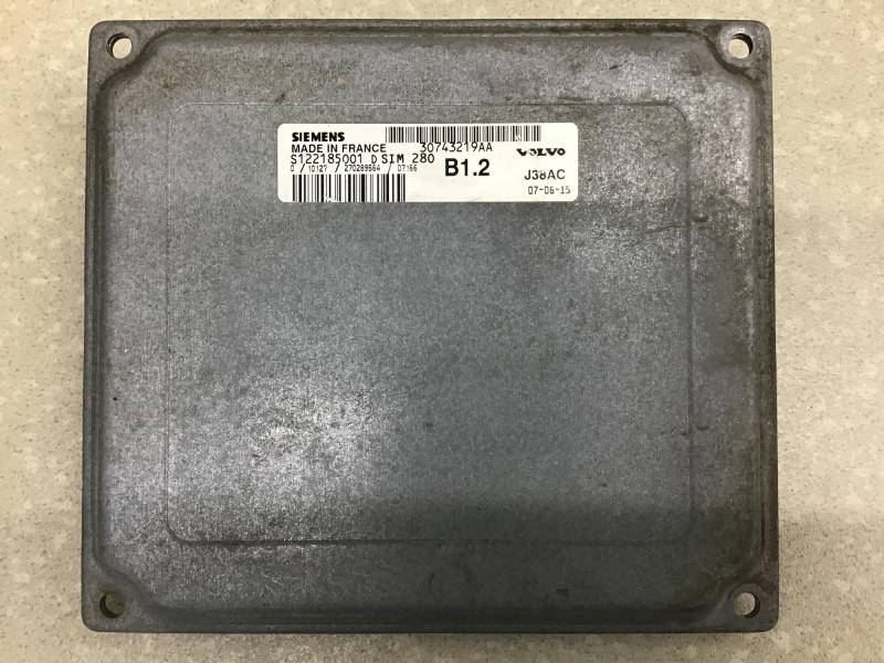 Блок управления двигателем Volvo S40 (MS) 2004-2012 Блок управления двигателем Volvo S40 (MS) 2004-2012