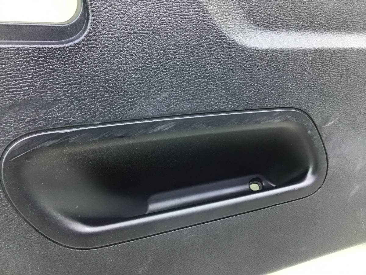 Обшивка двери багажника BMW X3 F25 2010-2017 Обшивка двери багажника BMW X3 F25 2010-2017
