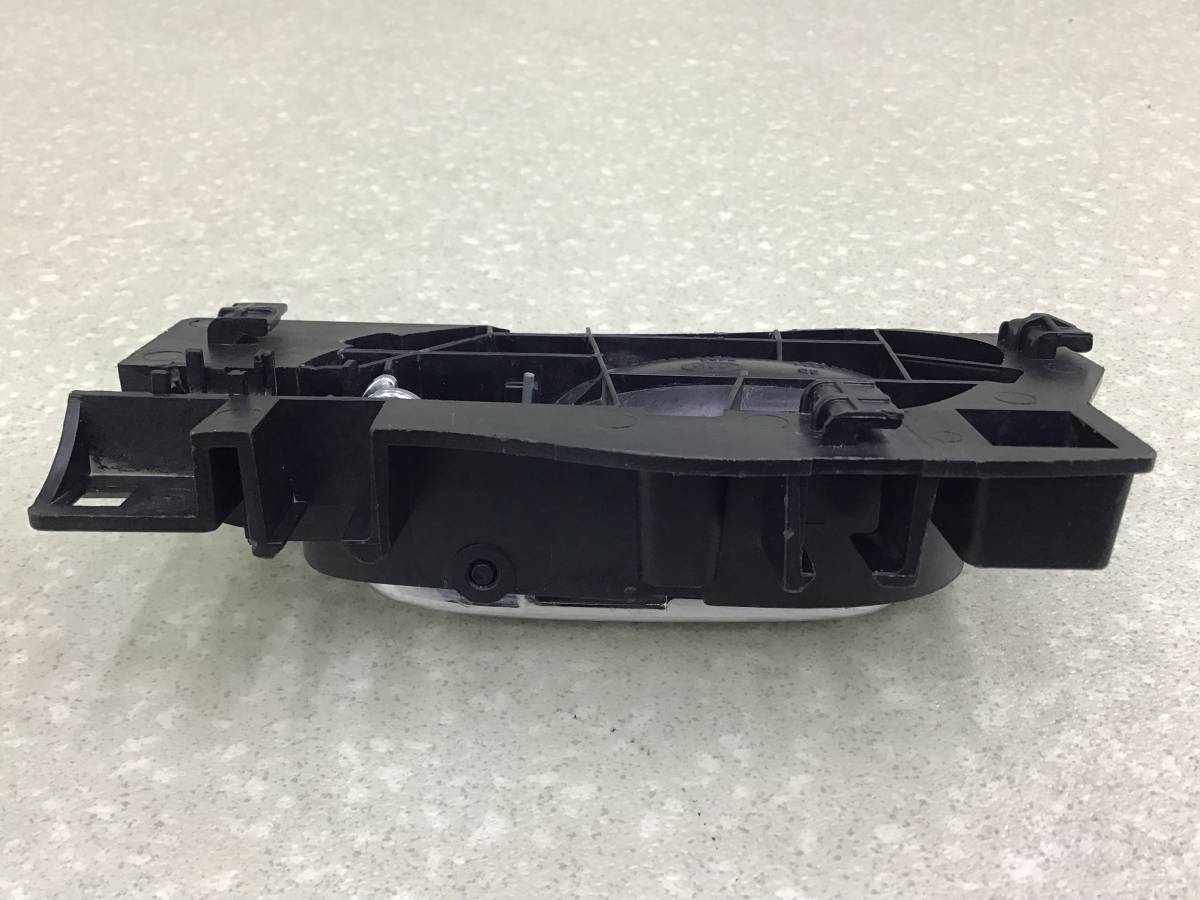 Ручка двери внутренняя правая Citroen C4 (B7) 2011-2022 Ручка двери внутренняя правая Citroen C4 (B7) 2011-2022