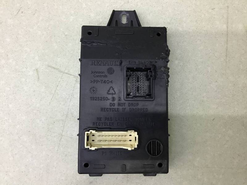 Блок комфорта Renault Duster (HS) 2010-2021