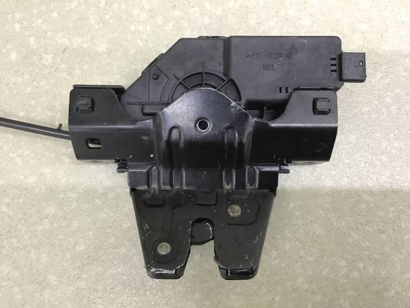 Замок багажника BMW 3-series E46 1998-2005 Замок багажника BMW 3-series E46 1998-2005