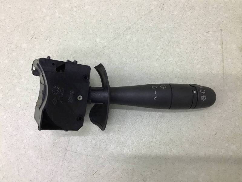 Переключатель стеклоочистителей Renault Duster (HS) 2010-2021