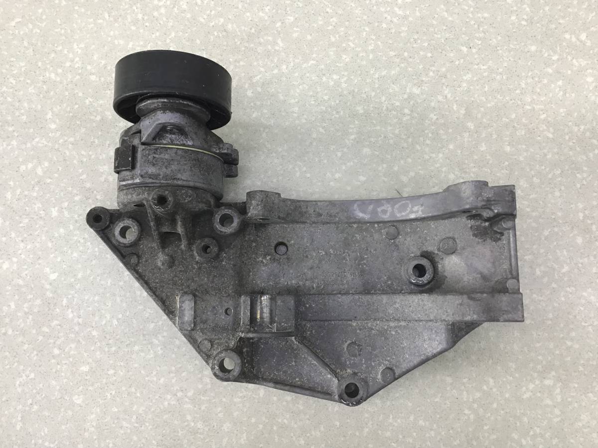 Кронштейн генератора Ford S-MAX (WS) 2006-2015 Кронштейн генератора Ford S-MAX (WS) 2006-2015