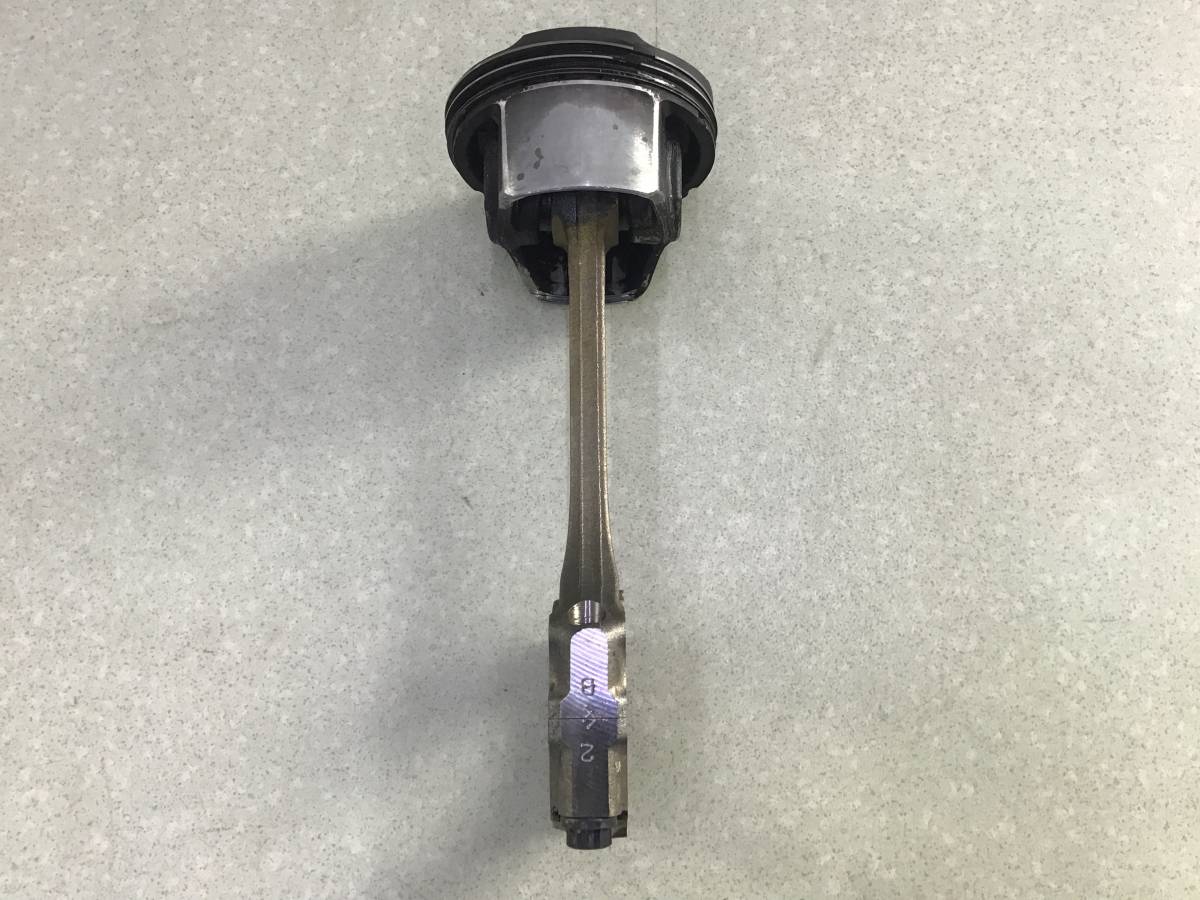 Поршень с шатуном Toyota Rav 4 (A30) 2006-2013 Поршень с шатуном Toyota Rav 4 (A30) 2006-2013