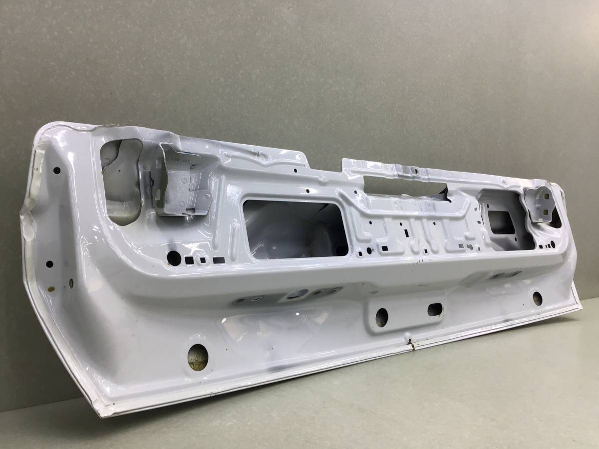 Дверь багажника BMW X5 G05 2018> Дверь багажника BMW X5 G05 2018>