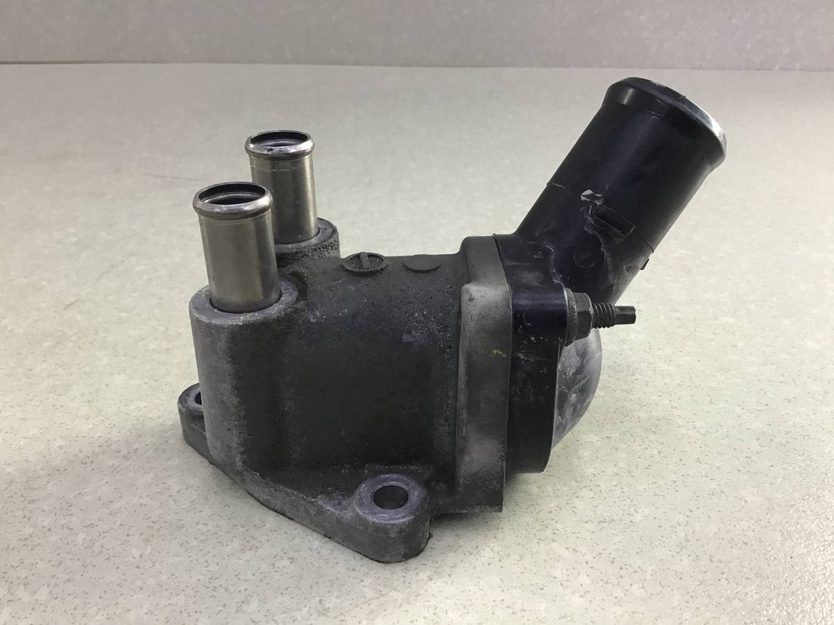 Корпус термостата Toyota Rav 4 (A30) 2006-2013 Корпус термостата Toyota Rav 4 (A30) 2006-2013