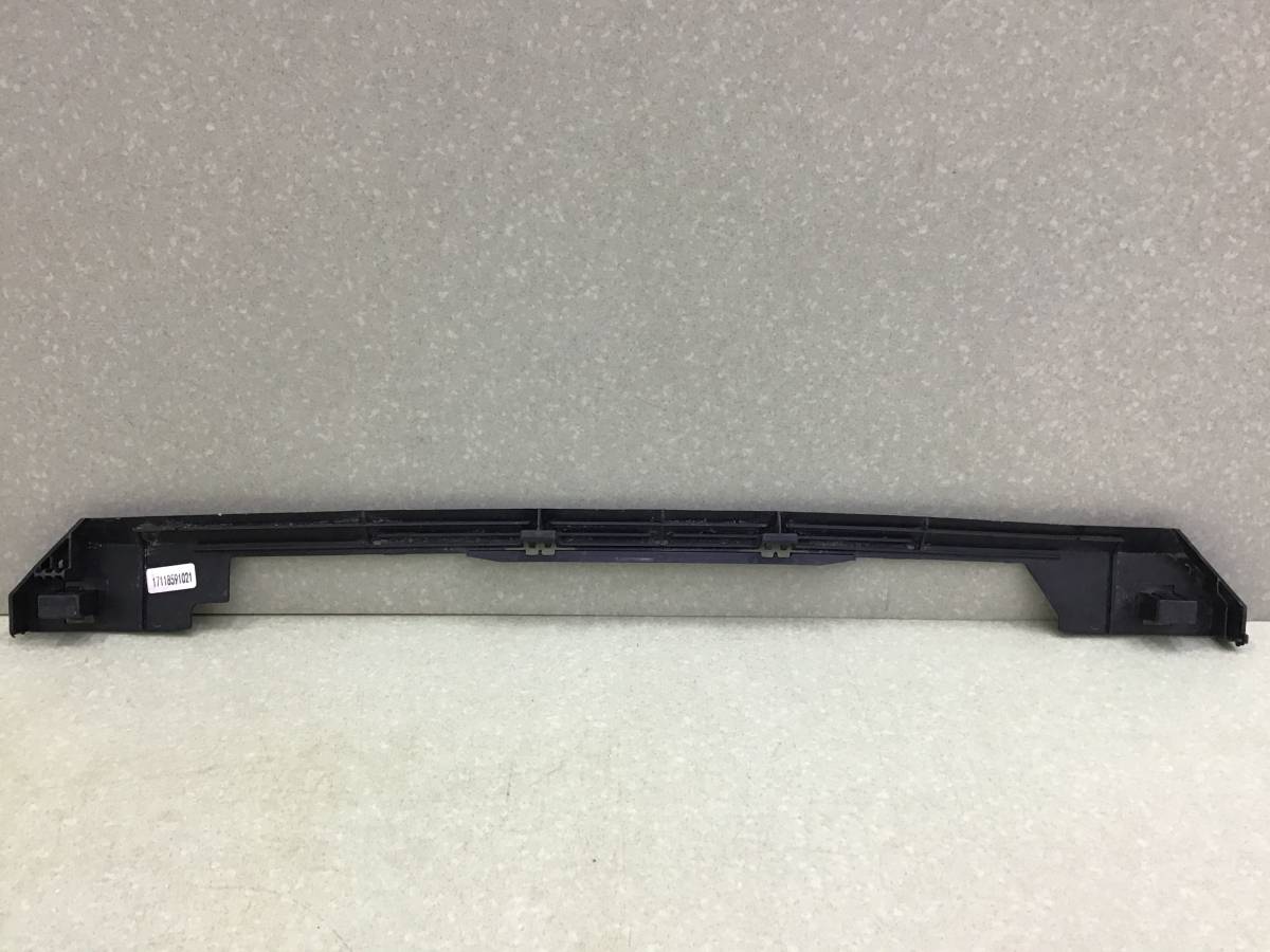 Воздуховод радиатора BMW X5 G05 2018>