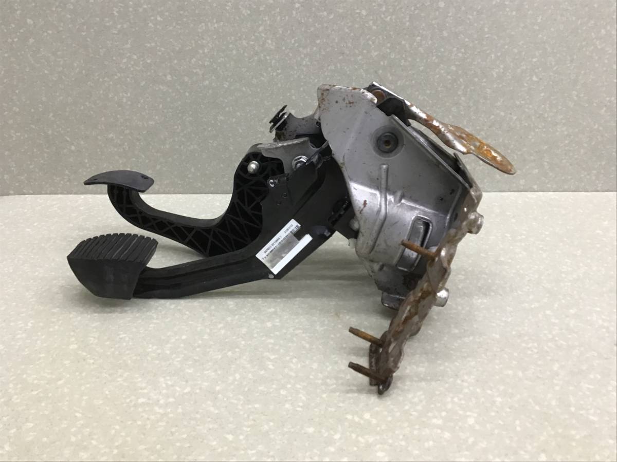 Блок педалей Citroen C4 (B7) 2011-2022 Блок педалей Citroen C4 (B7) 2011-2022