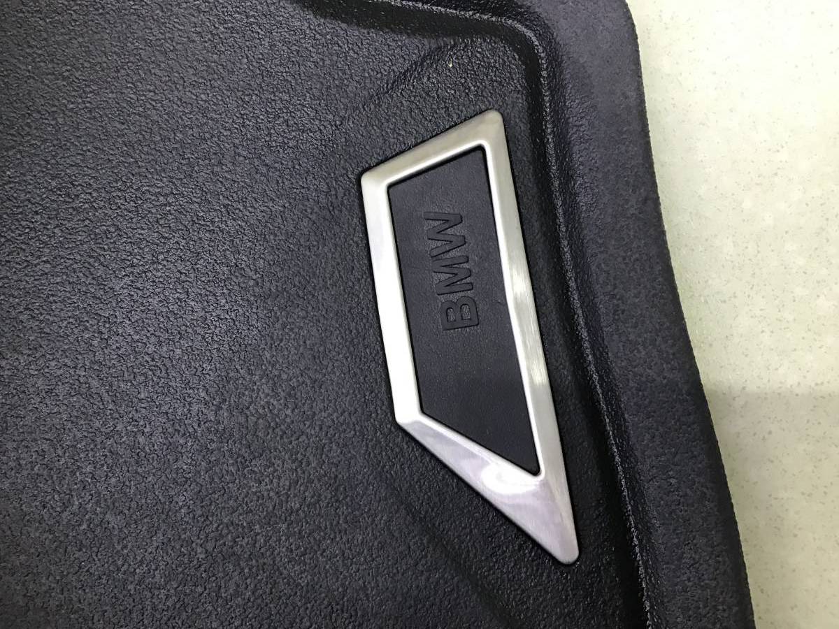 К-кт ковриков салона BMW X6 G06 2019> К-кт ковриков салона BMW X6 G06 2019>