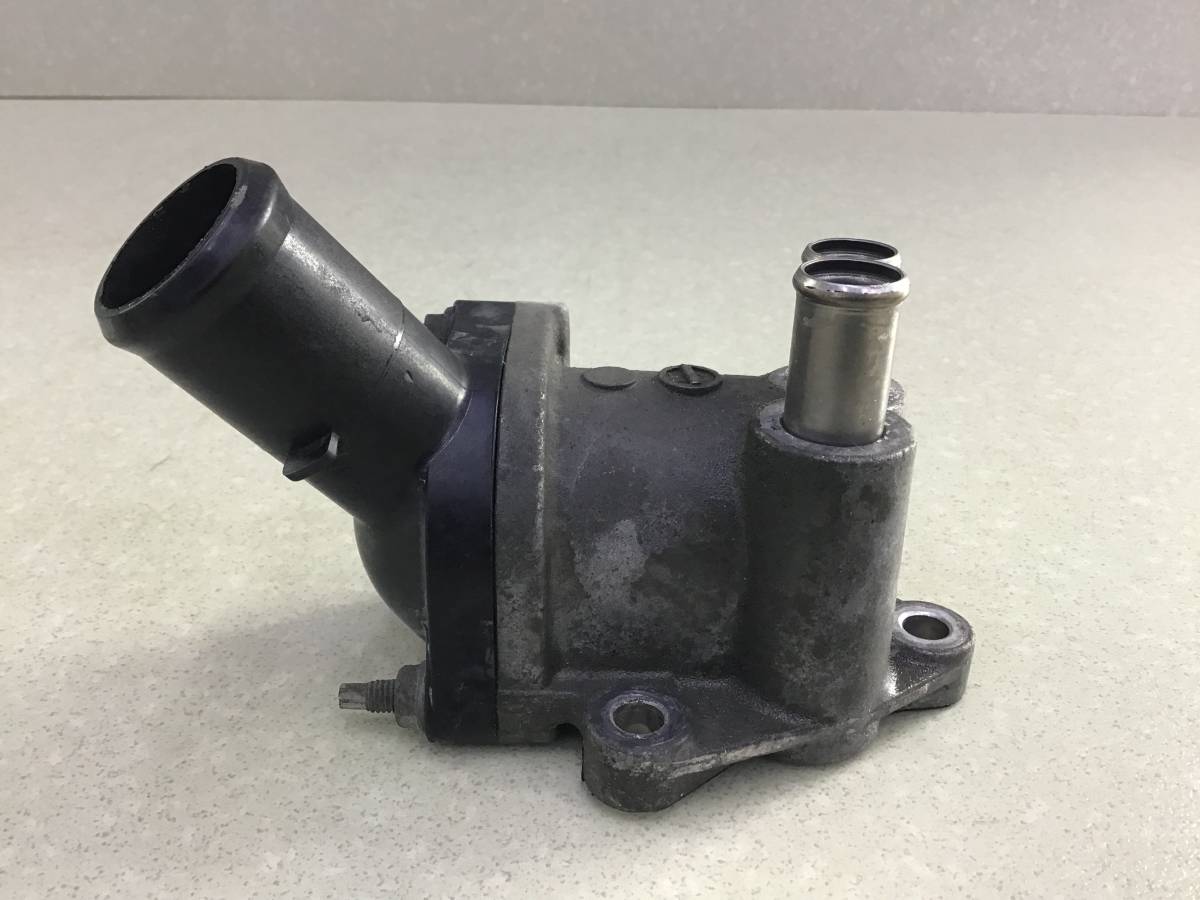 Корпус термостата Toyota Rav 4 (A30) 2006-2013 Корпус термостата Toyota Rav 4 (A30) 2006-2013