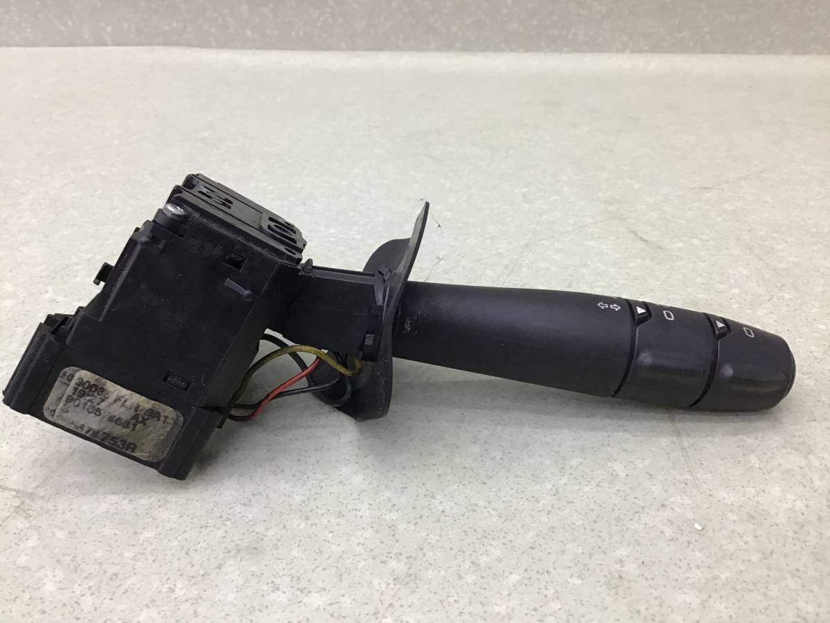 Переключатель поворотов подрулевой Renault Duster (HS) 2010-2021