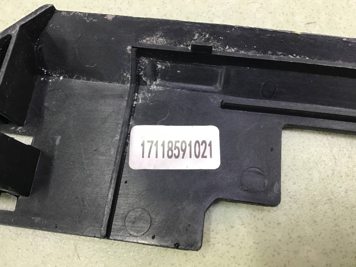 Воздуховод радиатора BMW X5 G05 2018>