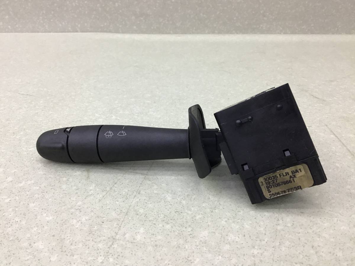 Переключатель стеклоочистителей Renault Duster (HS) 2010-2021