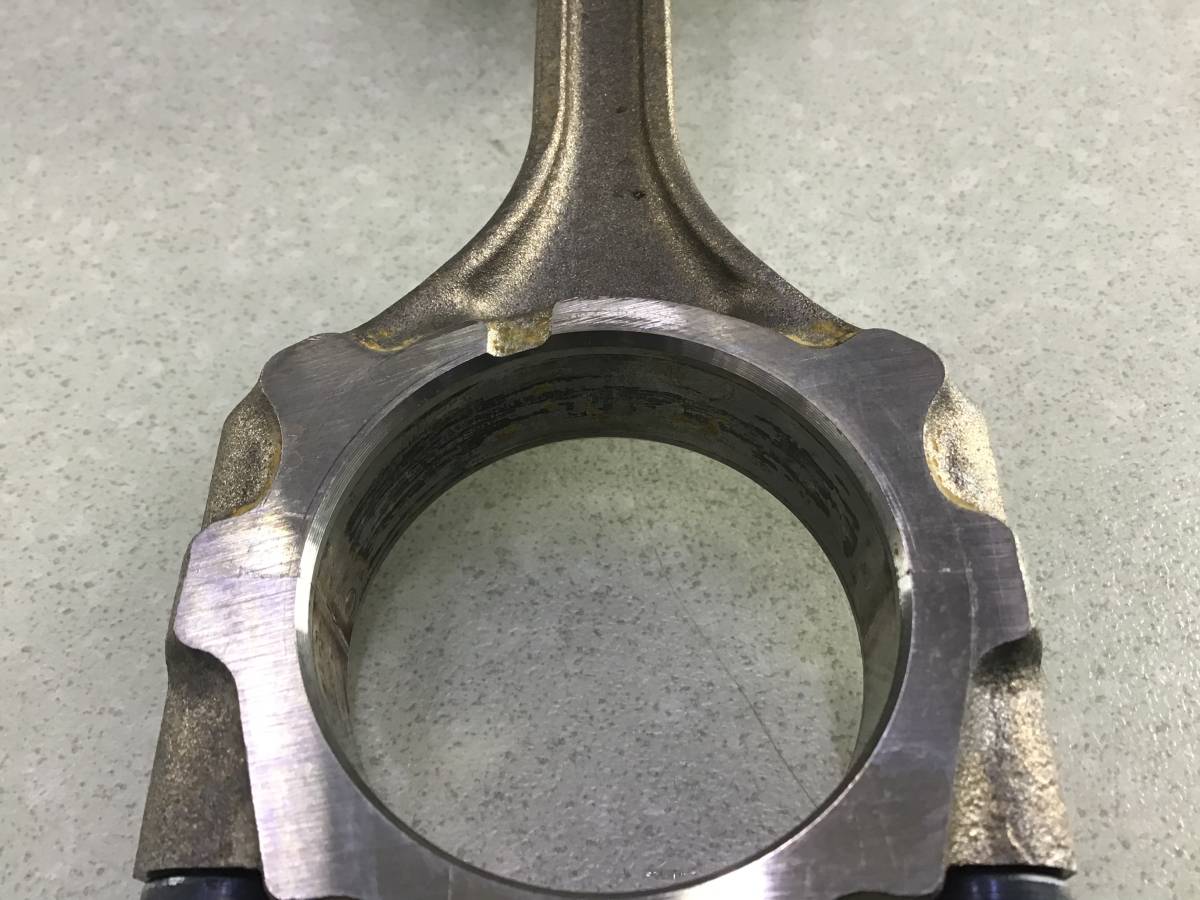 Поршень с шатуном Toyota Rav 4 (A30) 2006-2013 Поршень с шатуном Toyota Rav 4 (A30) 2006-2013