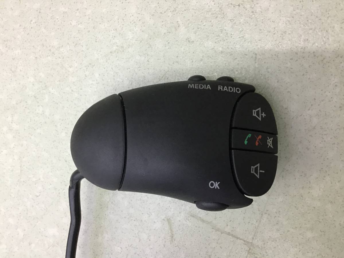 Переключатель подрулевой управления магнитолой Renault Duster (HS) 2010-2021