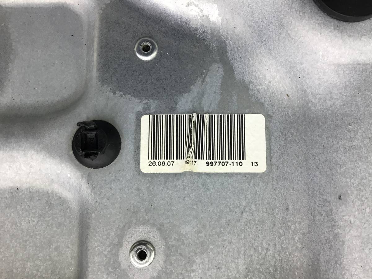 Стеклоподъемник механ. задний правый Volvo S40 (MS) 2004-2012 Стеклоподъемник механ. задний правый Volvo S40 (MS) 2004-2012