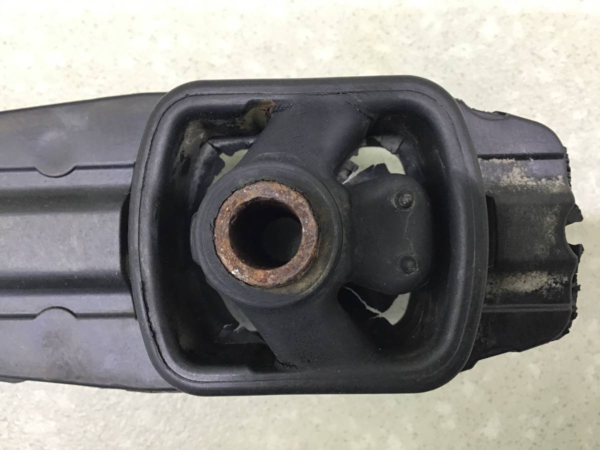 Опора КПП Citroen C3 (A51) 2009-2016 Опора КПП Citroen C3 (A51) 2009-2016