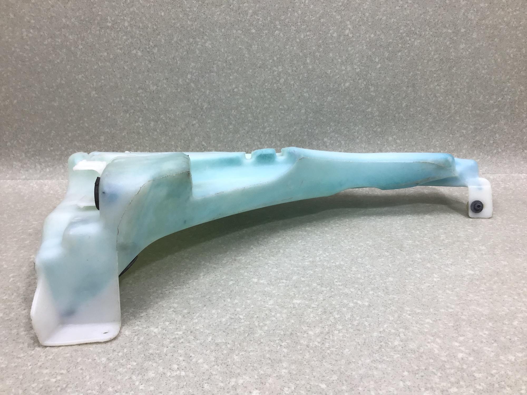 Бачок омывателя лобового стекла Volvo S40 (MS) 2004-2012