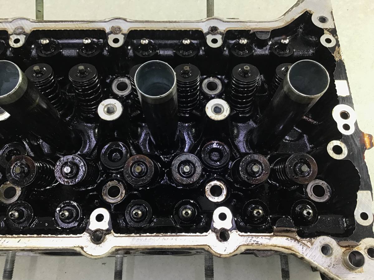 Головка блока цилиндров Toyota Rav 4 (A30) 2006-2013 Головка блока цилиндров Toyota Rav 4 (A30) 2006-2013