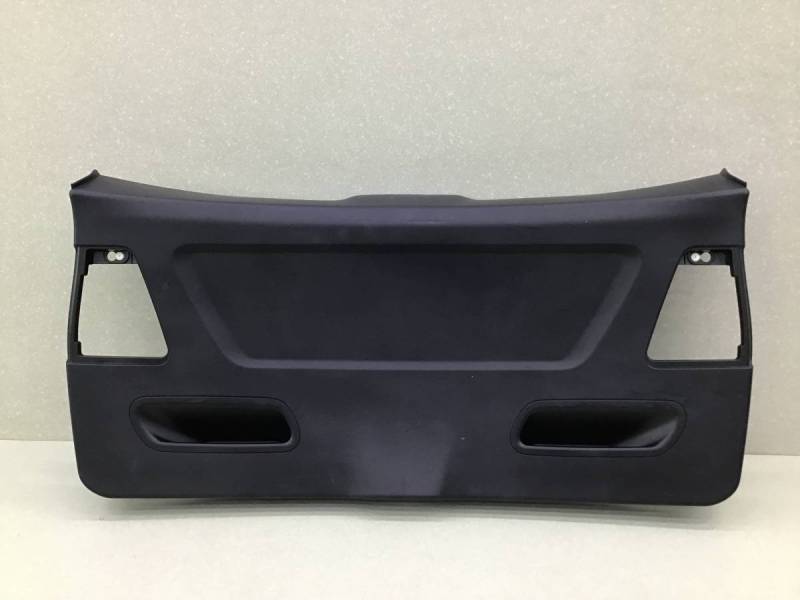 Обшивка двери багажника BMW X3 F25 2010-2017 Обшивка двери багажника BMW X3 F25 2010-2017