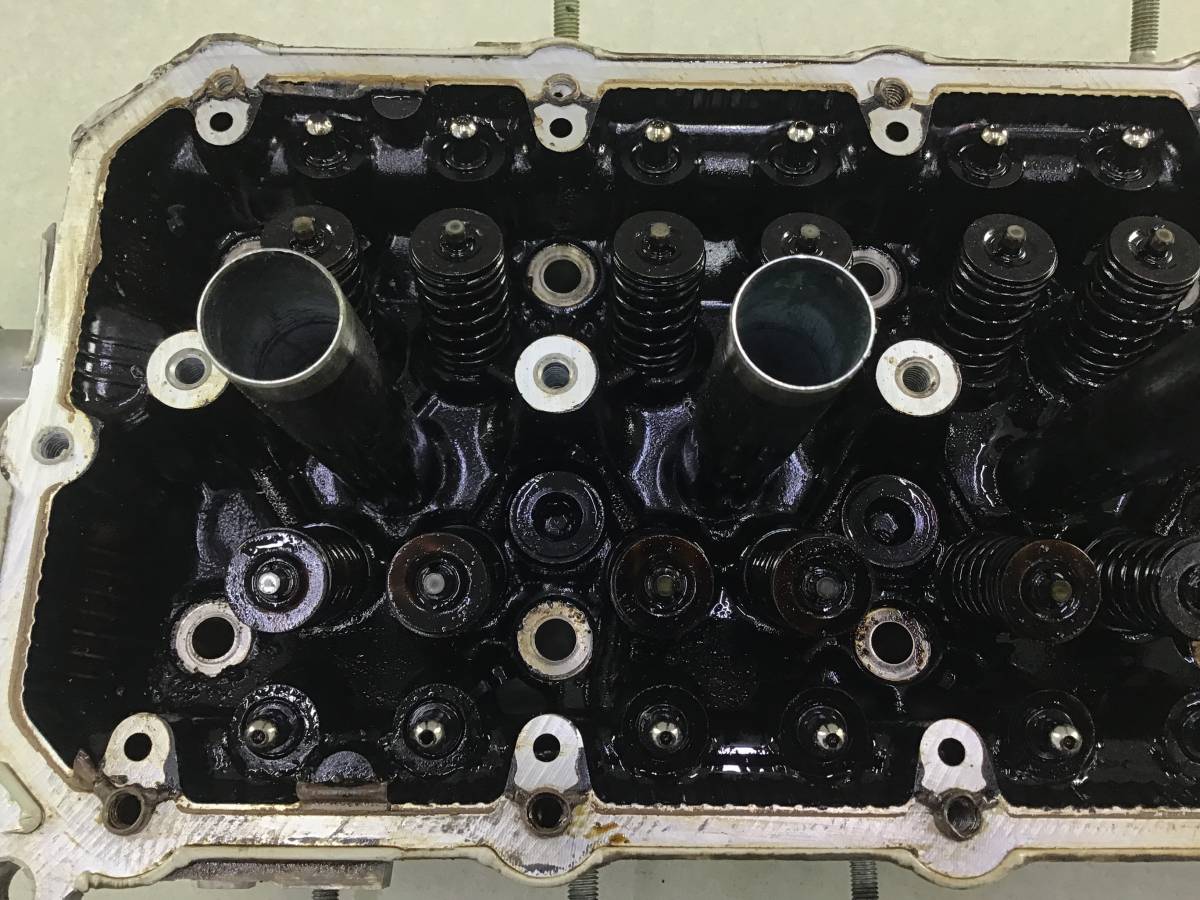 Головка блока цилиндров Toyota Rav 4 (A30) 2006-2013 Головка блока цилиндров Toyota Rav 4 (A30) 2006-2013